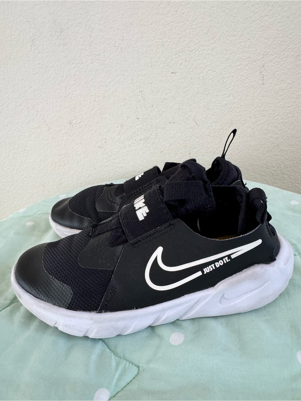 Nike Flex Runner 2 little kids size 13
